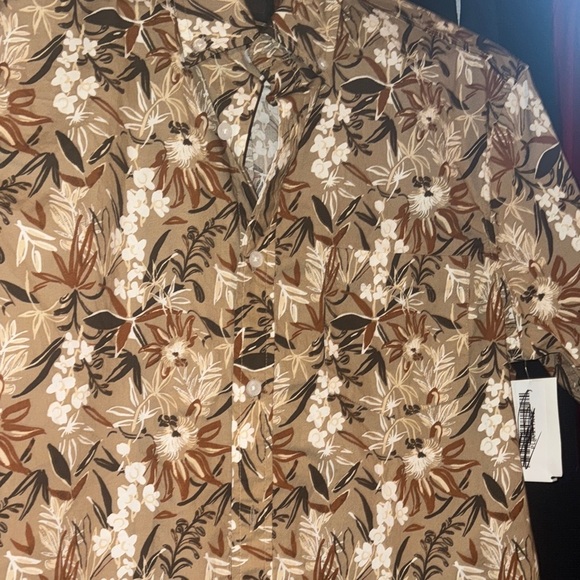 14th & Union • NWT Men's Floral Brown Short Sleeve Shirt - Picture 3 of 7